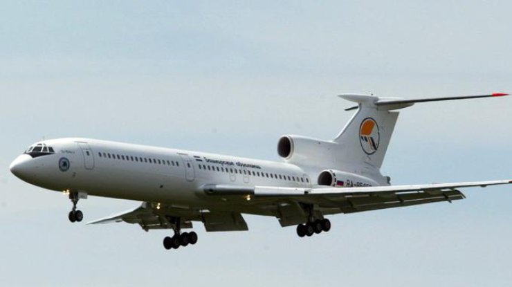 Самолет Ту-154 (иллюстрация)