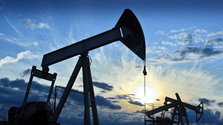 Цены на нефть продолжают расти 