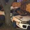 В Одессе автомобиль "разломало" на две части (фото)