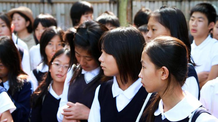 В Японии около 800 детей отравились школьными обедами 