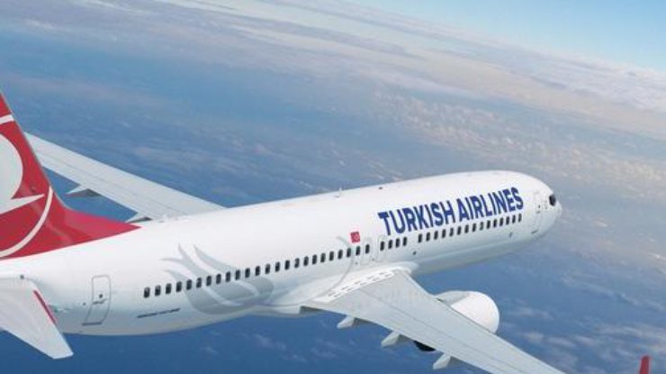 В Стамбуле эвакуировали пассажиров самолета из-за необычного послания в туалете 