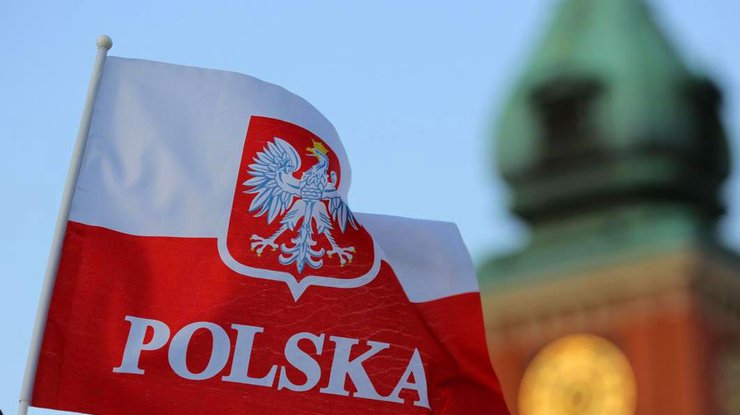 В Польше хотят усложнить трудоустройство украинцев 