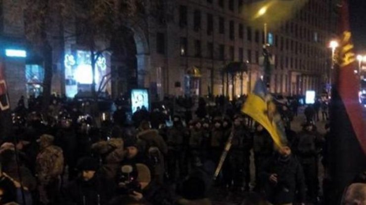 В стычках в центре Киева пострадали 10 человек / Фото: из социальных сетей 