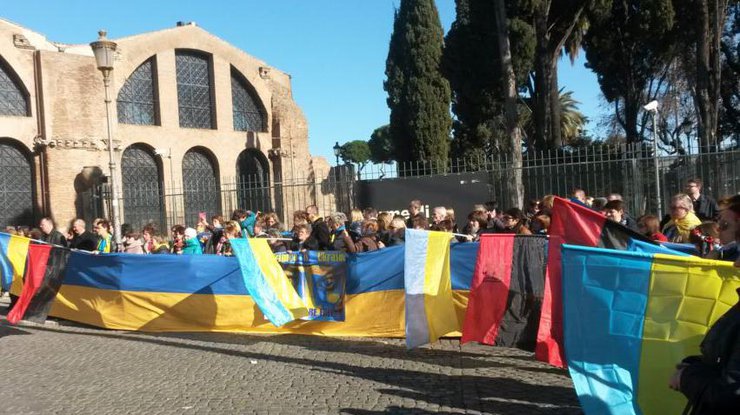 В Италии почтили память героев Небесной сотни