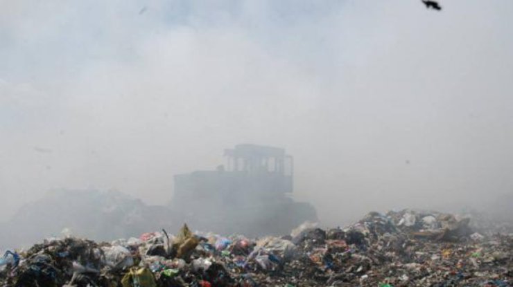 В Запорожской области нашли две нелегальные свалки с мусором. Фото: facebook.com/MNSLVIV