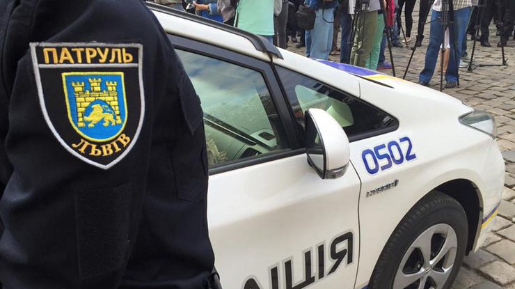 Обстрел роддома Львова: в полиции рассказали подробности