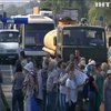 В Днепропетровской области задержали 11 грузовиков с львовским мусором 