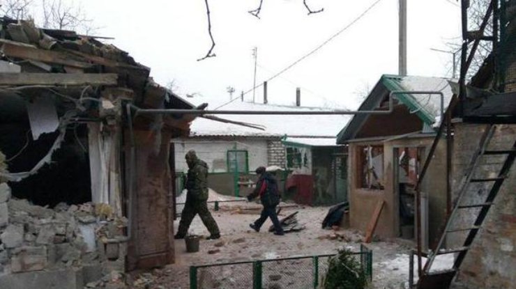 Бои в Авдеевке: в ближайшее время заработают школы и детские сады