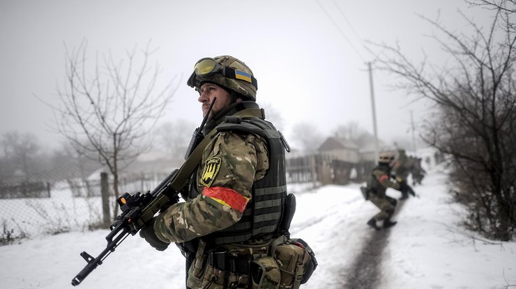 Украинские военные отбили атаку боевиков возле Авдеевки