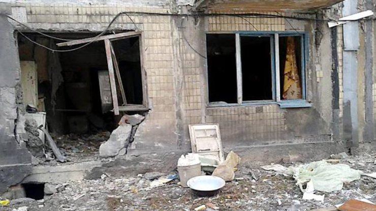 Боевики обстреливали Авдеевку на протяжении 12 часов. Фото из Facebook