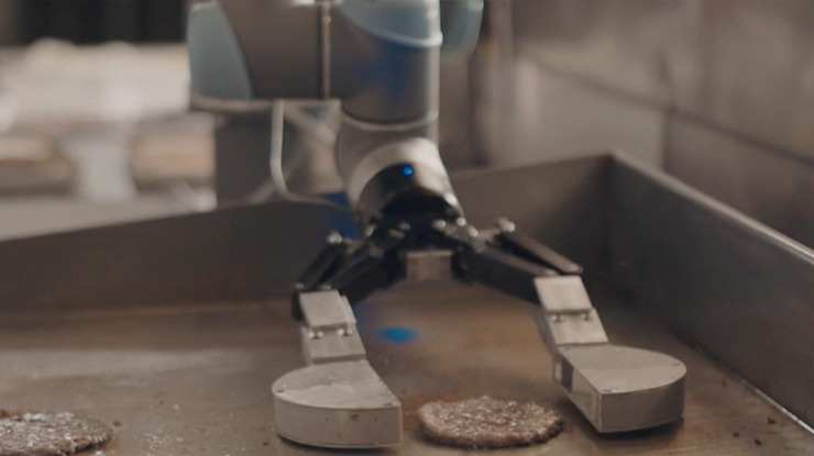 В США котлеты в бургерной жарит робот (видео)