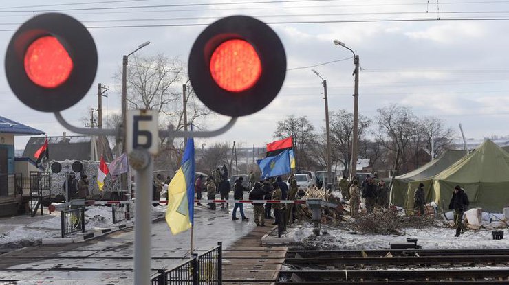 Главные новости 13 марта: разгон блокады Донбасса, волна простестов в Украине и апелляция Насирова