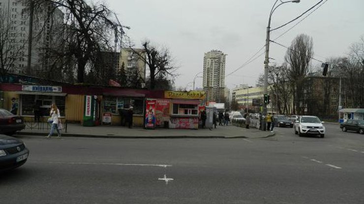 В Киеве возле Соломенского рынка произошла стрельба