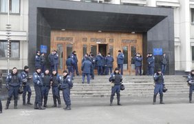 В Одессе сторонники блокады Донбасса перекрыли проезжую часть