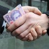 В Черкасской области чиновников задержали на взятке в 224 тысячи гривен