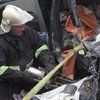 Жуткая авария на Буковине: спасатели вырезали пассажира из авто (фото)