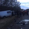 Смертельная авария под Ривне: столкнулись фура и микроавтобус (фото)