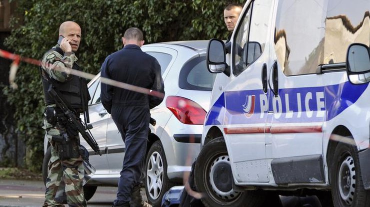 Перестрелка в школе во Франции: суд арестовал подростков 