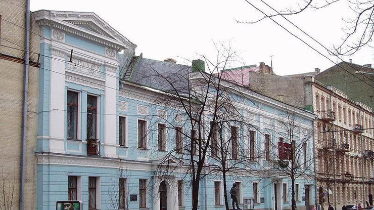 В Киеве переименовали Национальный музей русского искусства