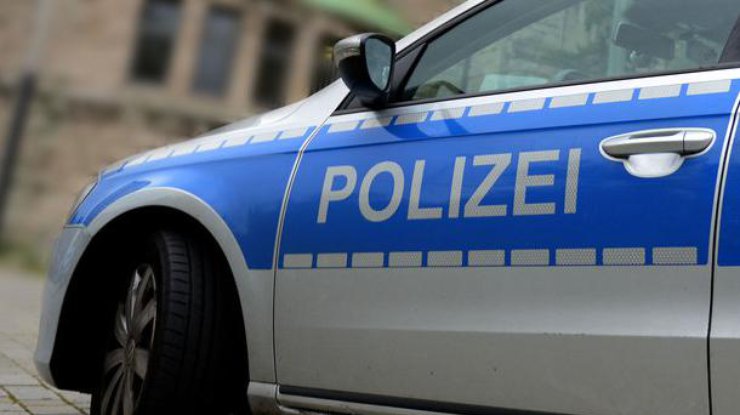 В Германии при взрыве билетного автомата подорвался мужчина 