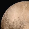 Погода на Плутоне заставляет планету краснеть