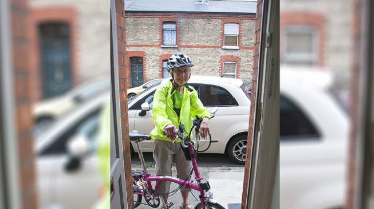 78-летняя старушка объехала на велосипеде всю Европу 
