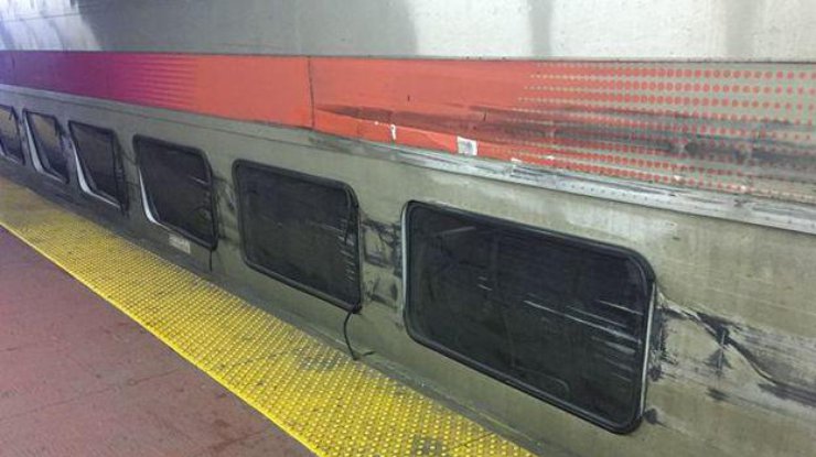 На вокзале Нью-Йорка столкнулись два поезда 