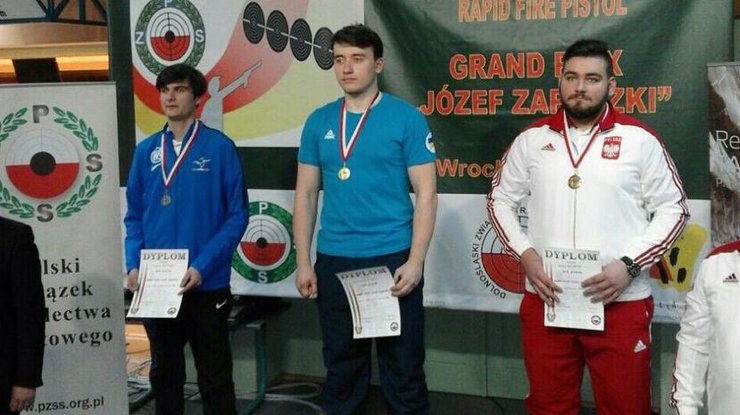 Украинские стрелки выиграли четыре медали на международных турнирах