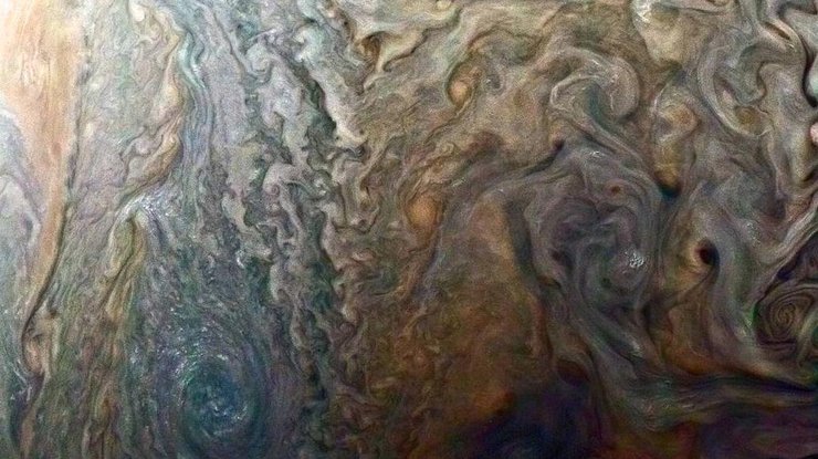 В NASA запечатлели зрелищное явление на Юпитере