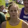 В США бегунью донесли до финиша на руках (видео)
