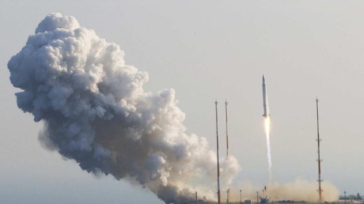 КНДР провела новые испытания ракетного двигателя 