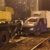 В Киеве пьяный водитель "ГАЗели" заблокировал движение трамваев (фото) 