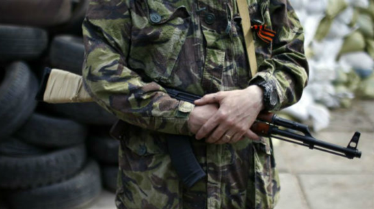 На Донбассе боевики укрепляют свои позиции