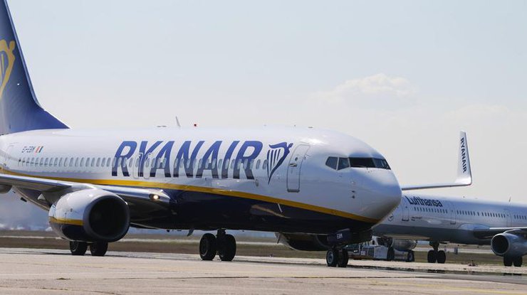Ryanair запустит рейсы в Лондон на два месяца раньше