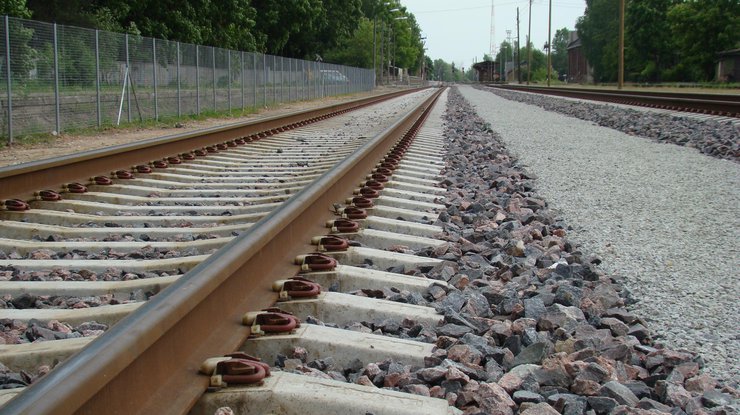 В Луганской области подорвали железнодорожные пути