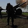 Война на Донбассе: противник бьет из тяжелой артиллерии 