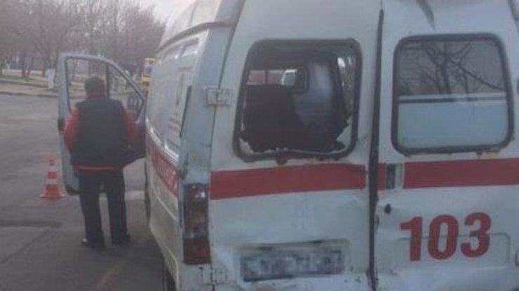 В Одессе маршрутка врезалась в машину скорой помощи