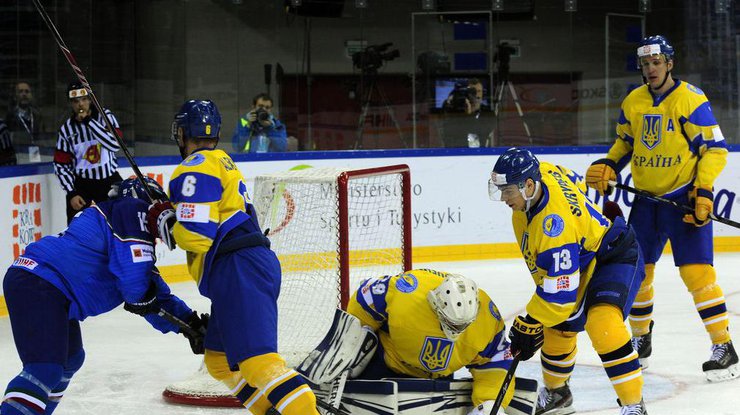 Чемпионат мира по хоккею: украинская сборная потеряла двух игроков 