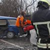 Жуткая авария: под Запорожьем столкнулись два автобуса и легковушка