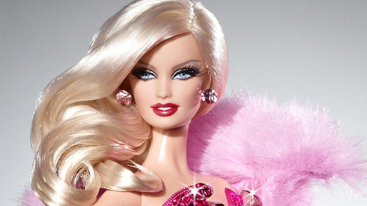 Как кукла: американка превратила себя в живую "Барби" (фото)