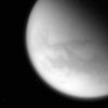 Зонд "Кассини" впервые пролетел между Сатурном и его кольцами