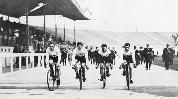 Начало IV Олимпийских игр в Лондоне в 1908 году