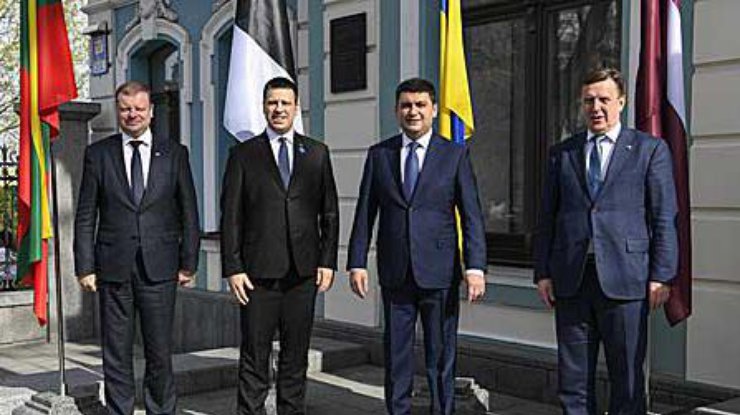 Гройсман просит страны Балтии поддержать Украину в вопросе торговли с ЕС