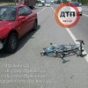 В Киеве автомобиль сбил велосипедиста на полосе для общественного транспорта