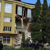 На Прикарпатье обрушился трехэтажный корпус колледжа (фото) 
