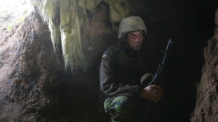 Война на Донбассе: боевики обстреливают ВСУ из запрещенного оружия