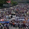 В Венесуэле протестующие требуют отставки президента
