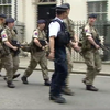 В Манчестере полиция ищет сообщников террориста-смертника (видео)