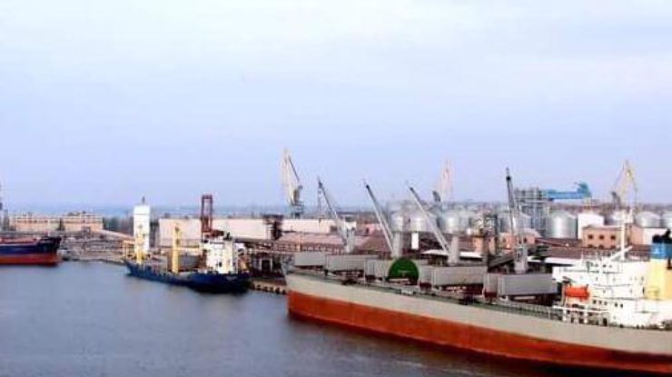 Николаевский порт Дмитрия Фирташа в два раза увеличил грузооборот 