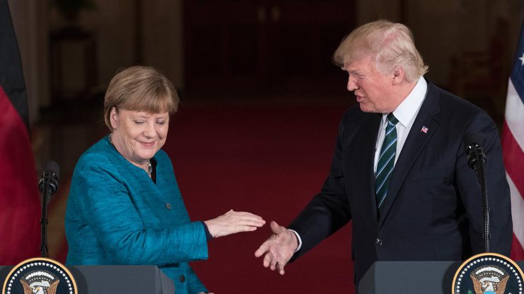 В Белом доме рассказали об отношениях между Трампом и Меркель 